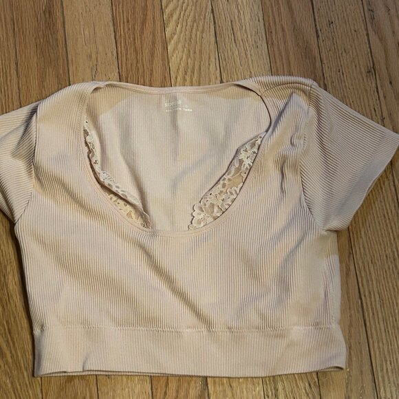 Aerie Pink Cropped Top Womens Size Large Ribbed Ruffle Trim - Picture 1 of 1